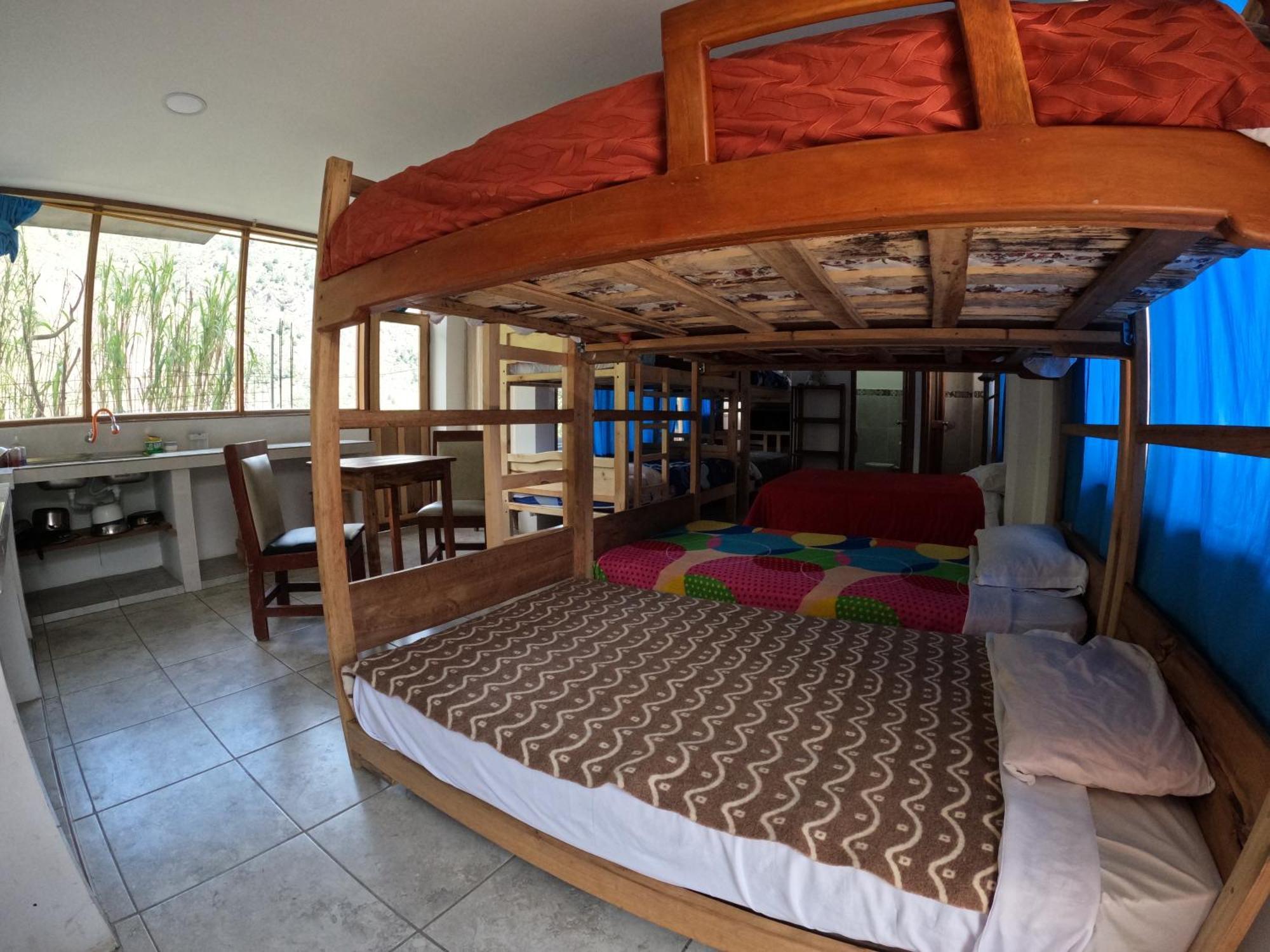 Backpackers-Balcones-River-Lodge Baños Esterno foto