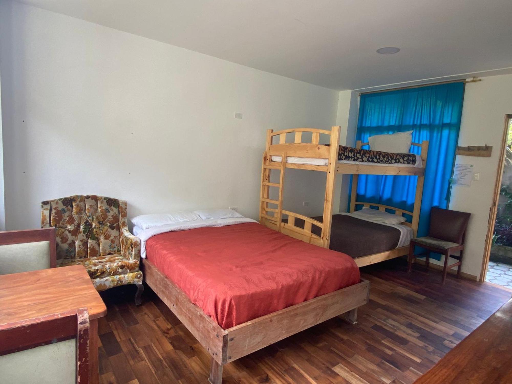 Backpackers-Balcones-River-Lodge Baños Esterno foto
