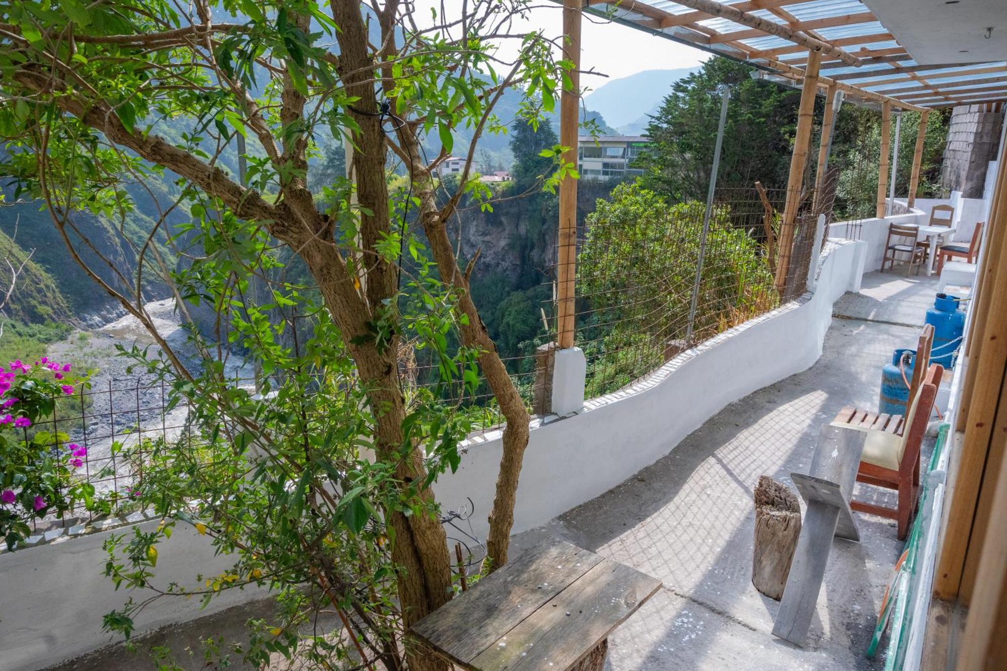 Backpackers-Balcones-River-Lodge Baños Esterno foto